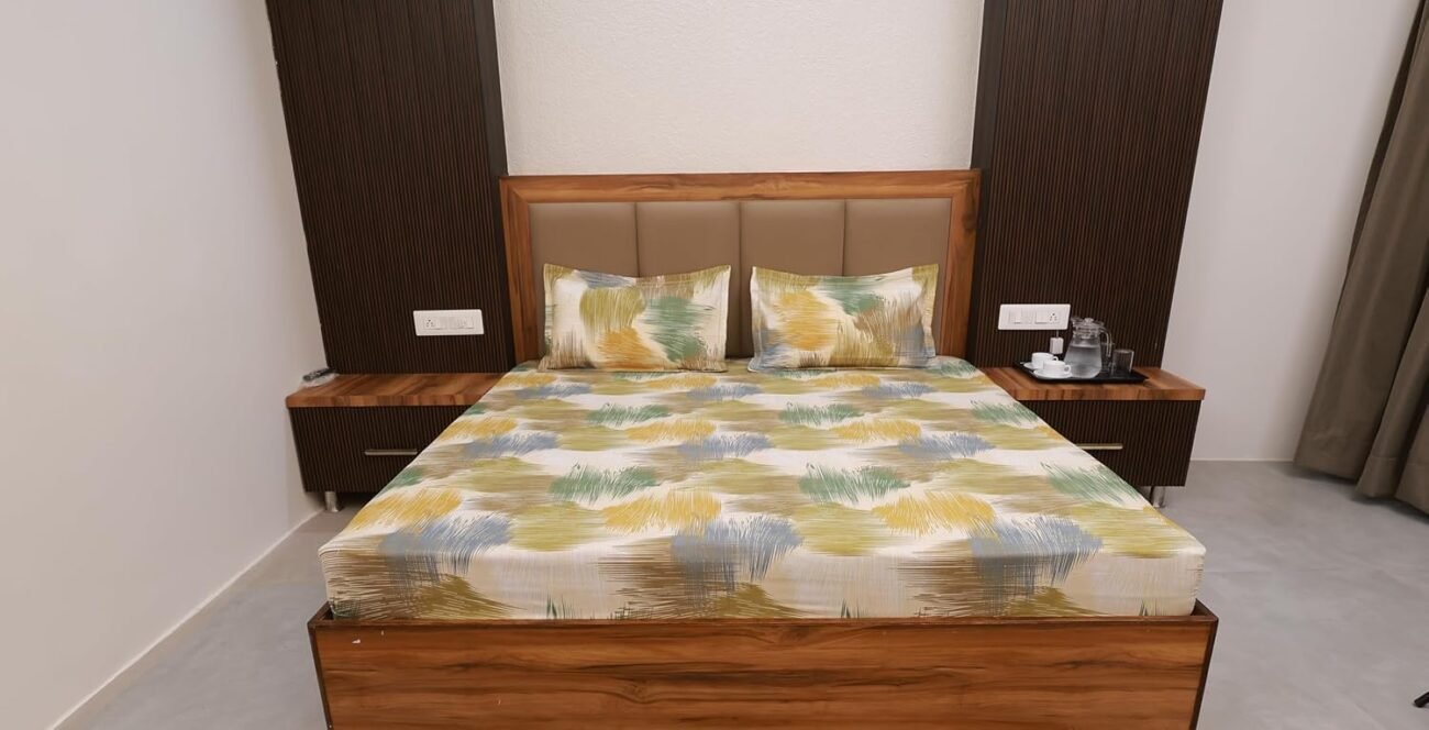 Satin Potli Gift Packed Cotton Rich_MustardGreen